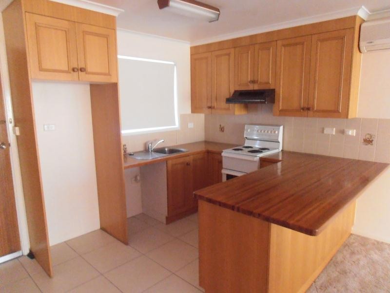 2/73 Crown Street, Tamworth NSW 2340