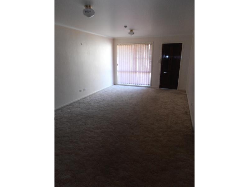 2/73 Crown Street, Tamworth NSW 2340