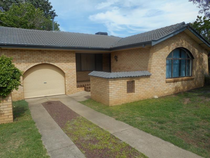 31 Grant Street, Tamworth NSW 2340