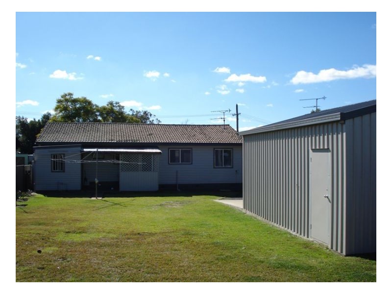 13 Warren Street, Tamworth NSW 2340