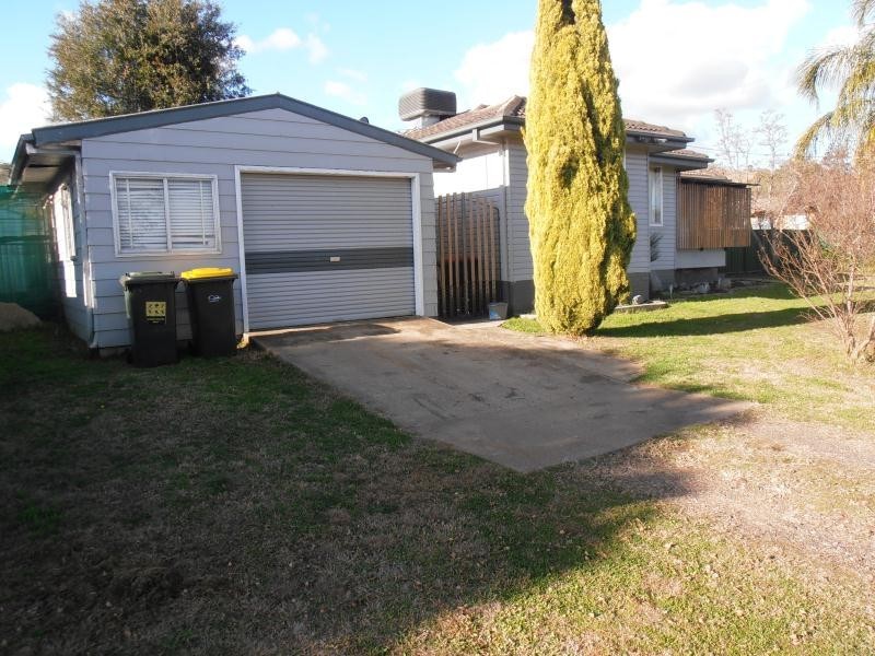 12 Brolga Cres, Tamworth NSW 2340