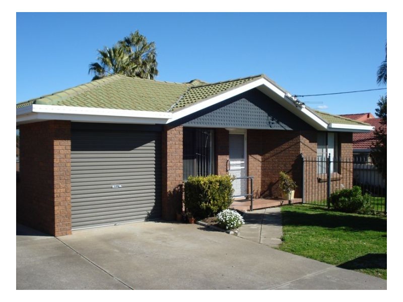 1 / 9 Piper Street, Tamworth NSW 2340