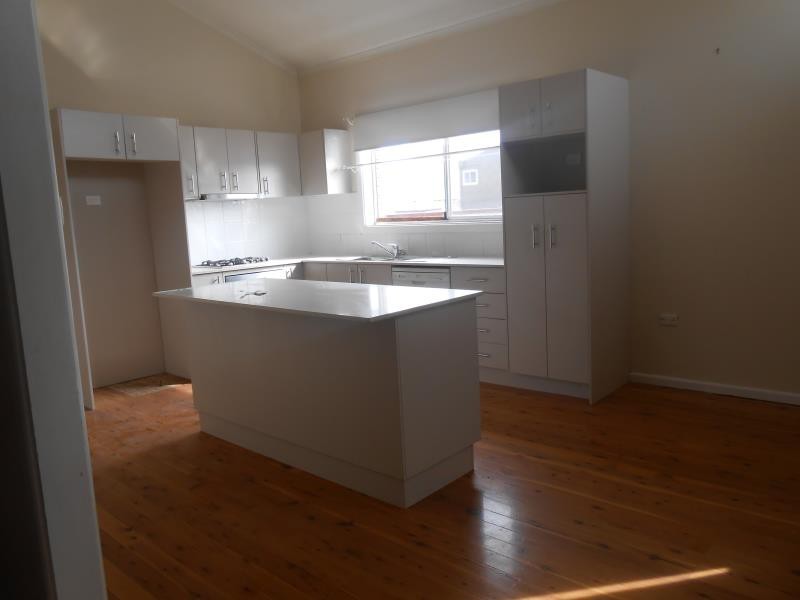 73 Denison Street, Tamworth NSW 2340