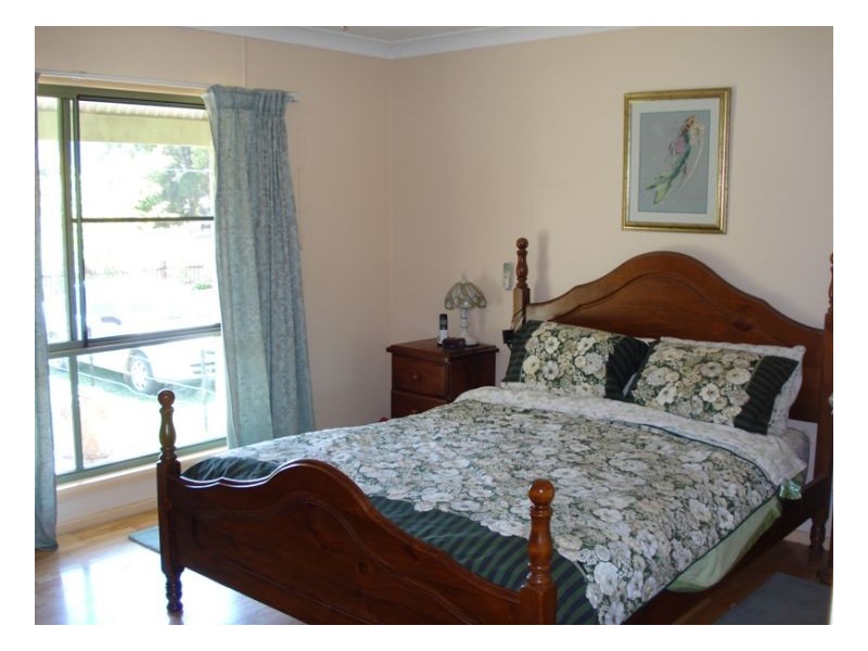 12 Duncan Street, Woolomin NSW 2340