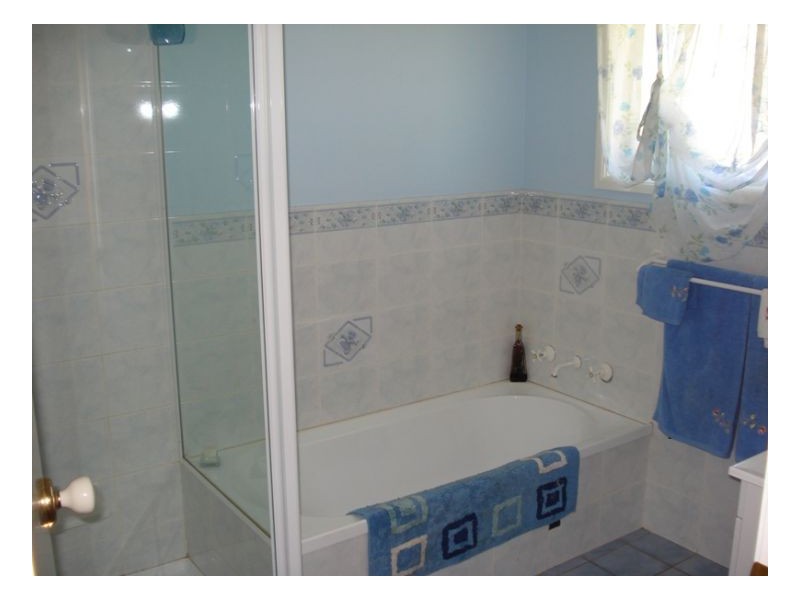 12 Duncan Street, Woolomin NSW 2340