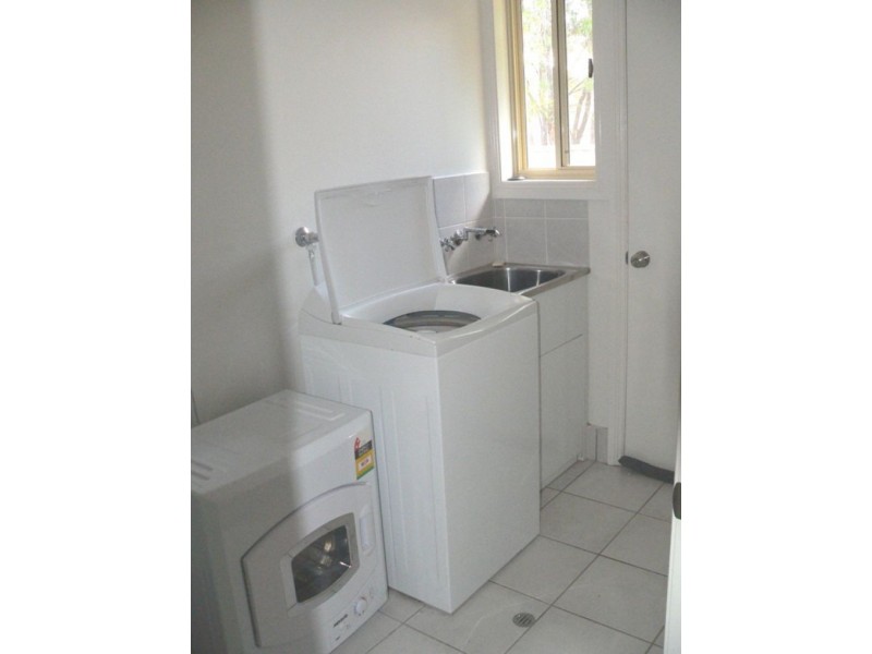 8A Merrinee Place, Tamworth NSW 2340