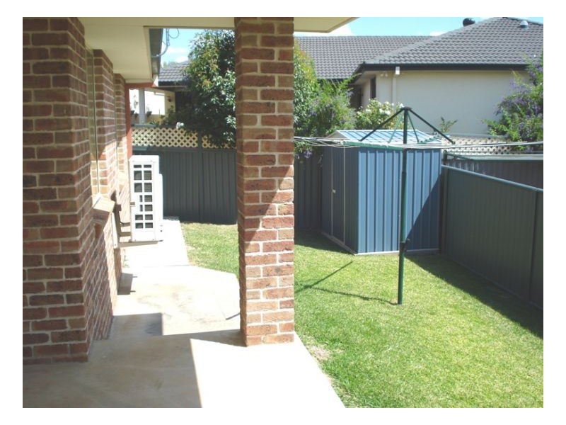 2 Alanor Place, Tamworth NSW 2340