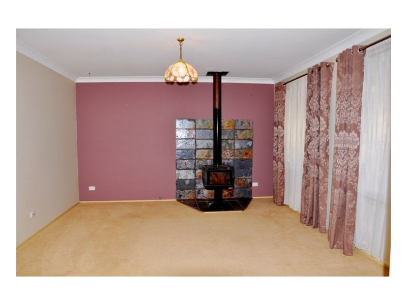 37 Carinya Avenue, Manilla NSW 2346