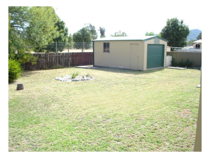 37 Carinya Avenue, Manilla NSW 2346