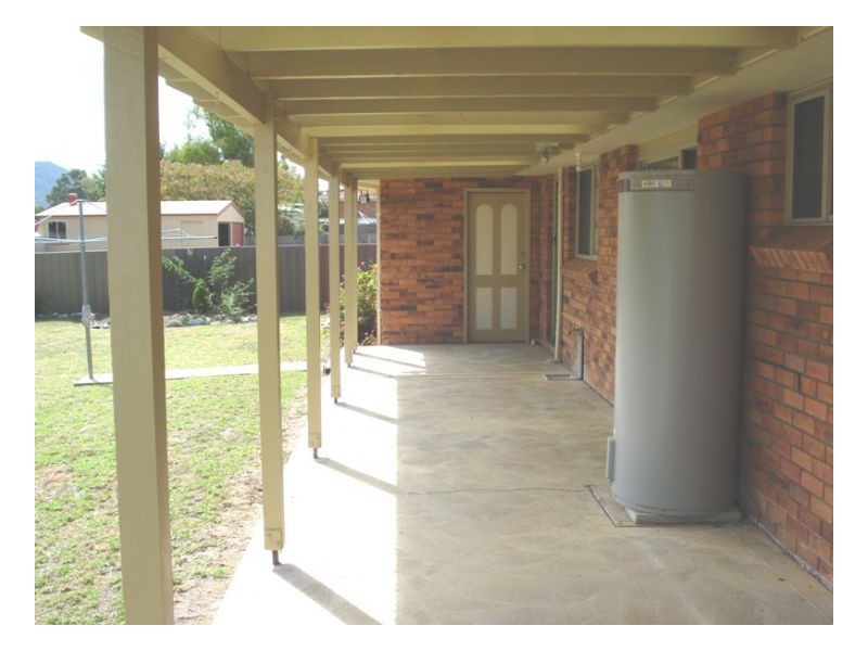 37 Carinya Avenue, Manilla NSW 2346