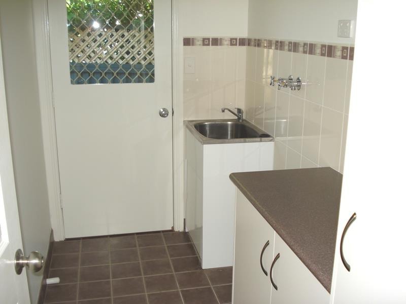 2 Alanor Place, Calala NSW 2340