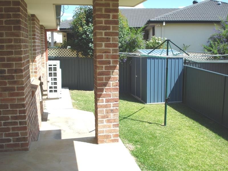 2 Alanor Place, Calala NSW 2340