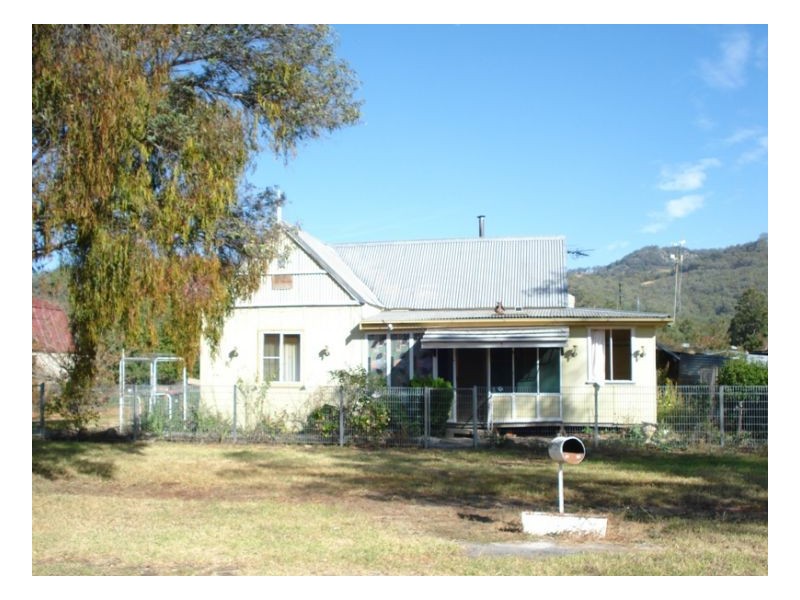 41 Nundle Road, Woolomin NSW 2340