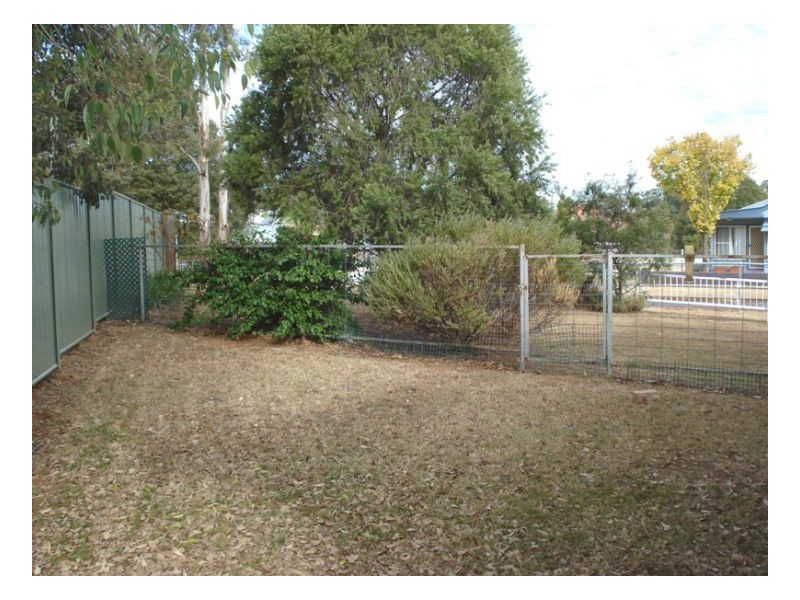 98B Piper Street, Tamworth NSW 2340