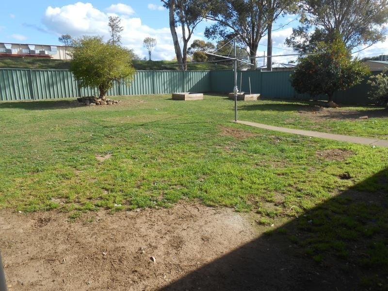 10 Coorong Street, Tamworth NSW 2340