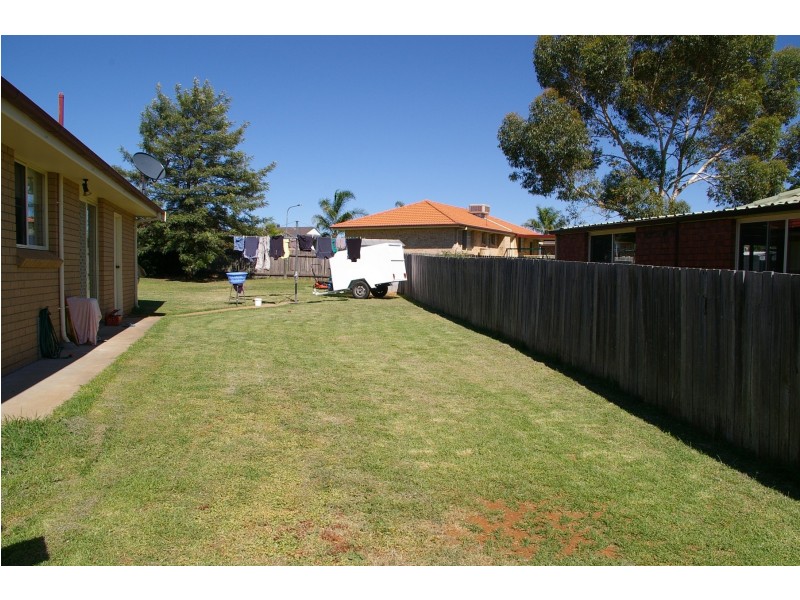 2 Gosse Court, Tamworth NSW 2340