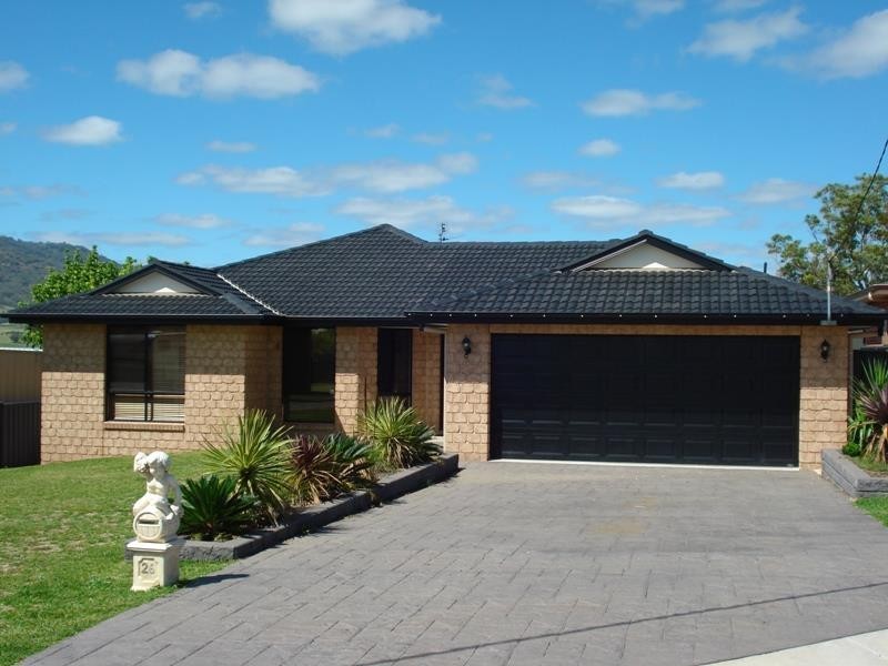 26 Leonora Crescent, Kootingal NSW 2352