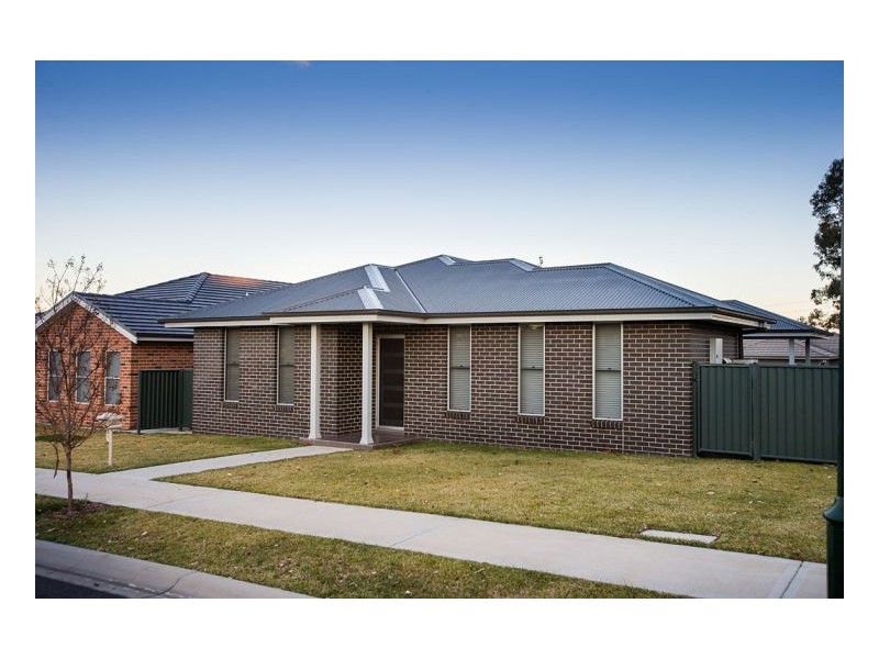 19 Boulevard Place, Tamworth NSW 2340