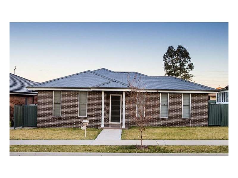 19 Boulevard Place, Tamworth NSW 2340