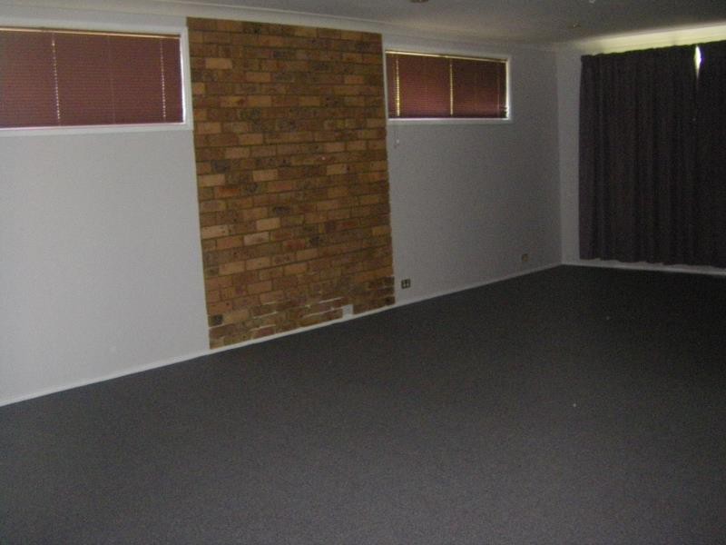 131 Manilla Road, Tamworth NSW 2340