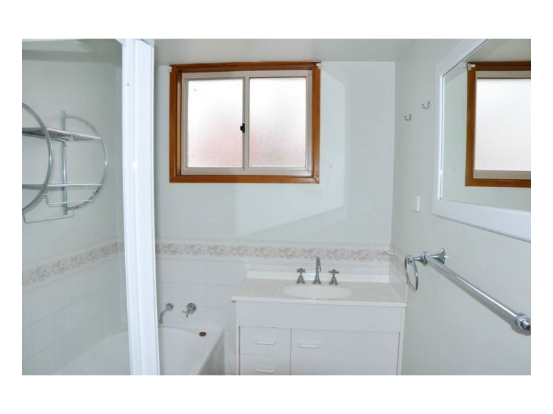 17 Hamilton Crt, Tamworth NSW 2340