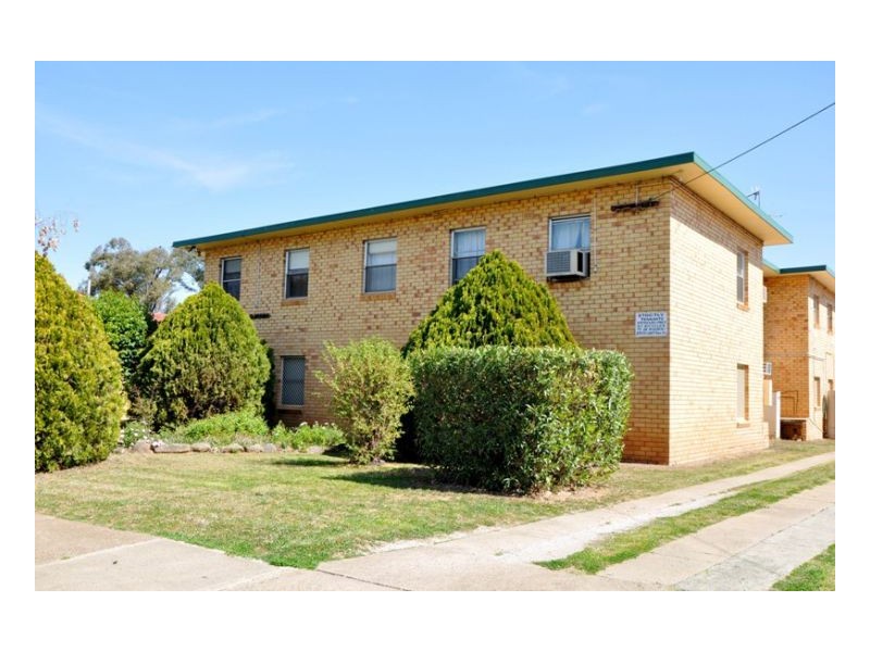 3/15 Diane St, Tamworth NSW 2340