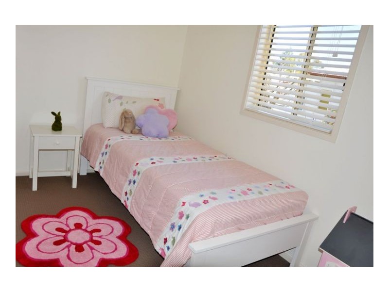 4 Laurel Street, Kootingal NSW 2352