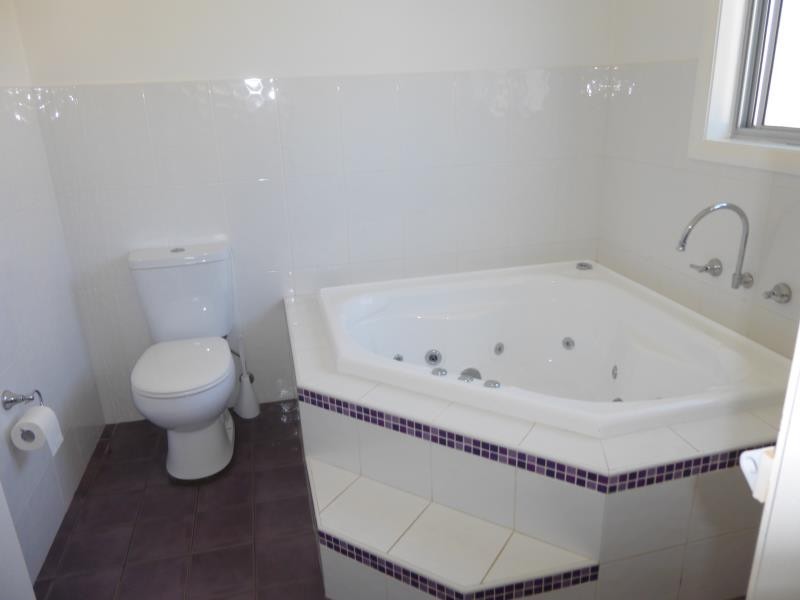 10 Melrose Street, Tamworth NSW 2340