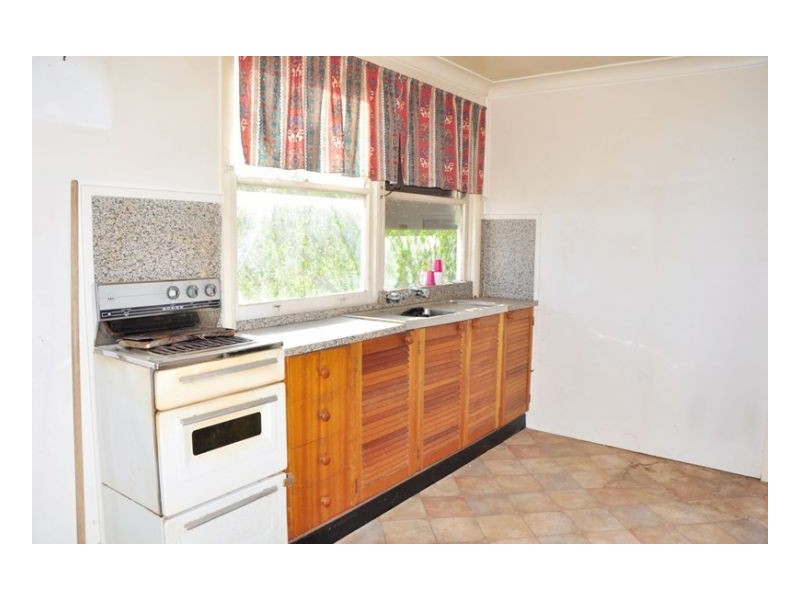 589 Armidale Road, Tamworth NSW 2340