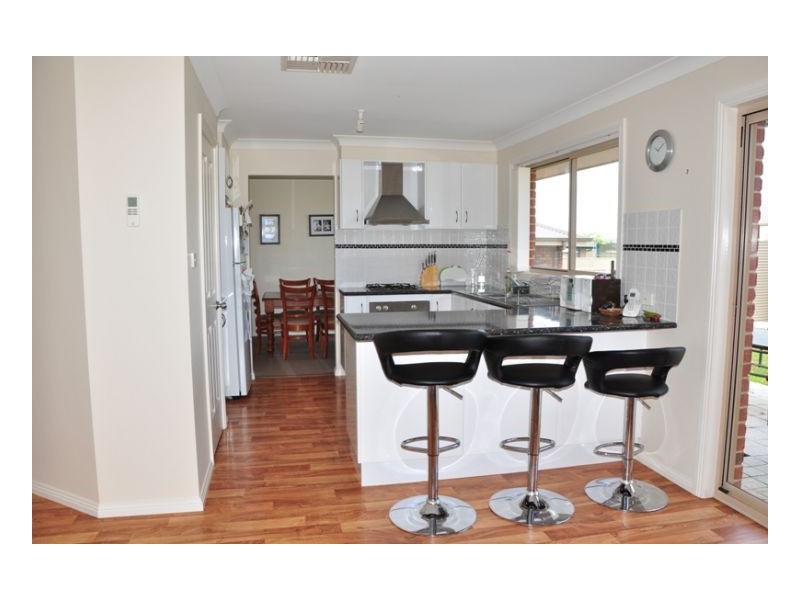 15 Cunningham Street, Tamworth NSW 2340