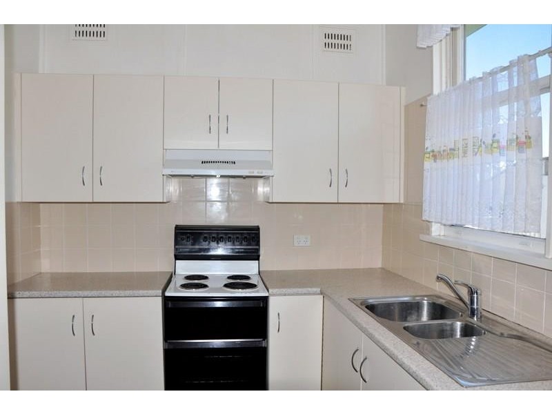 49 Robert Street, Tamworth NSW 2340