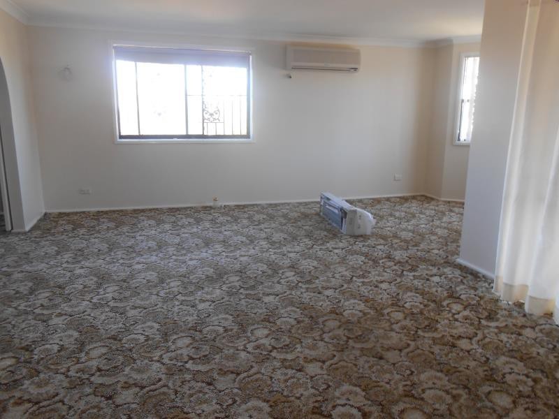 12 Arinya Street, Tamworth NSW 2340