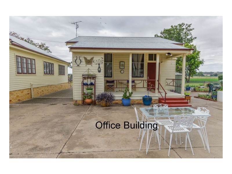 108 Nundle Road, Tamworth NSW 2340