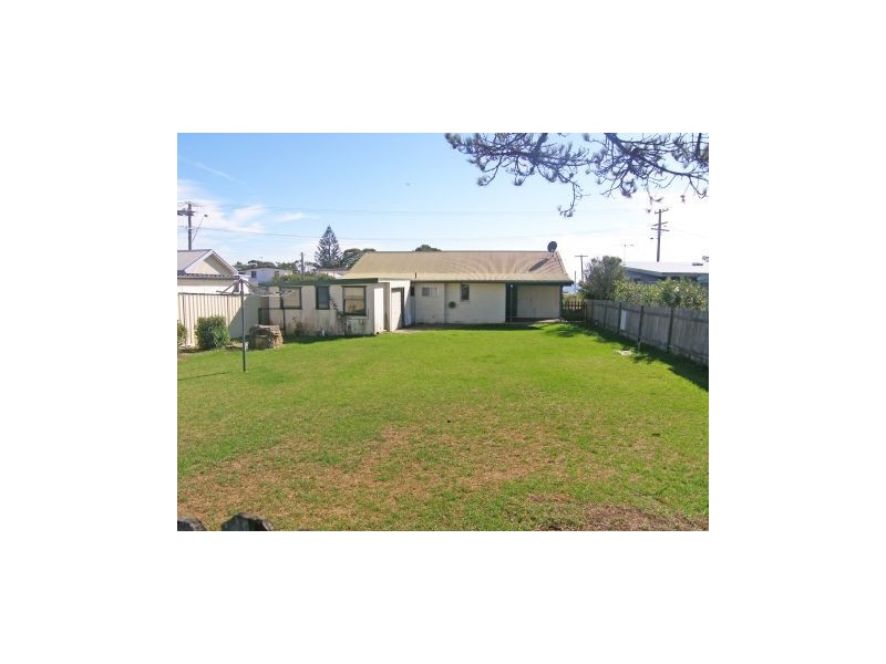 83 Penguins Head Road, Culburra Beach NSW 2540