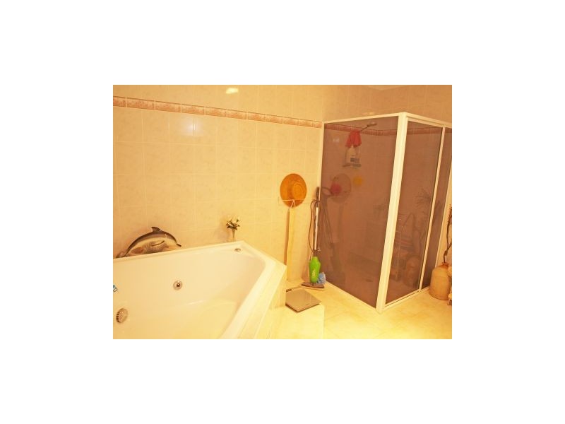 20 Meadowlake Ave, Berrara NSW 2540