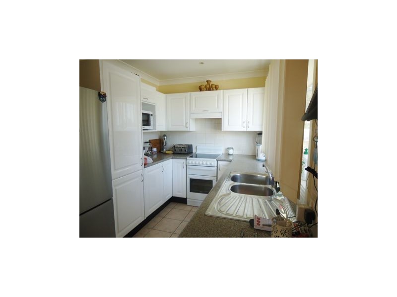 20 Meadowlake Ave, Berrara NSW 2540