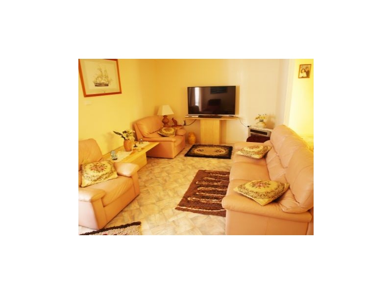 62 Suncrest Ave, Sussex Inlet NSW 2540