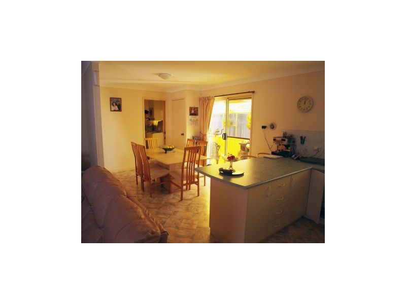 62 Suncrest Ave, Sussex Inlet NSW 2540