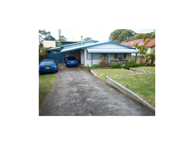 61 Sussex Inlet Road, Sussex Inlet NSW 2540