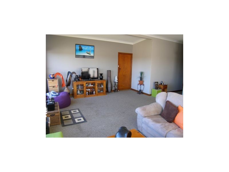 3 Jervis Street, Greenwell Point NSW 2540