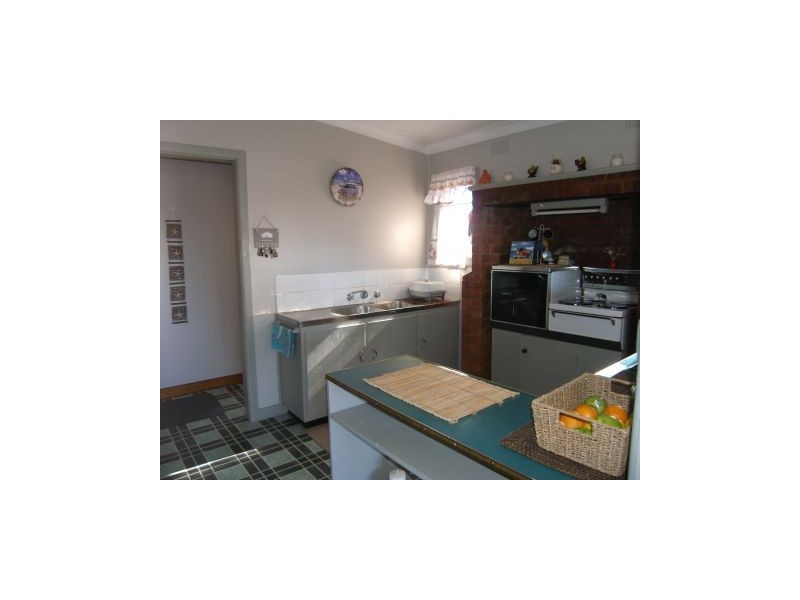3 Jervis Street, Greenwell Point NSW 2540