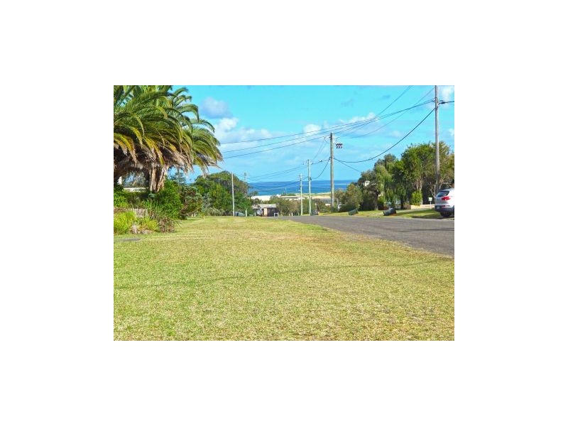 26 Broadview Avenue, Culburra Beach NSW 2540