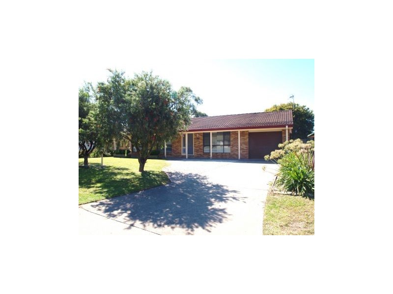 77 Emmett Street, Callala Bay NSW 2540