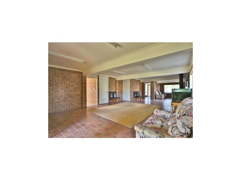 4 Greenway Road, Callala Beach NSW 2540