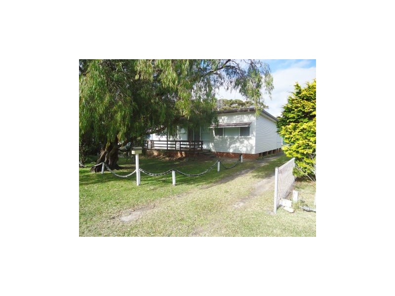 6 Lamond street, Currarong NSW 2540