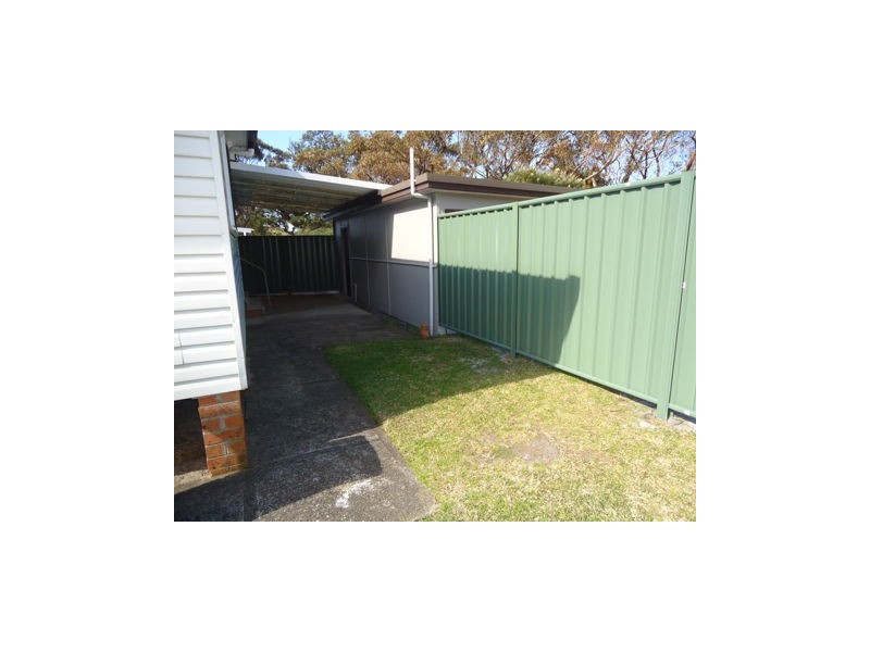 6 Lamond street, Currarong NSW 2540