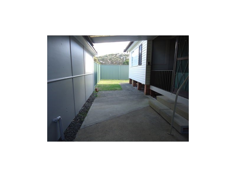 6 Lamond street, Currarong NSW 2540