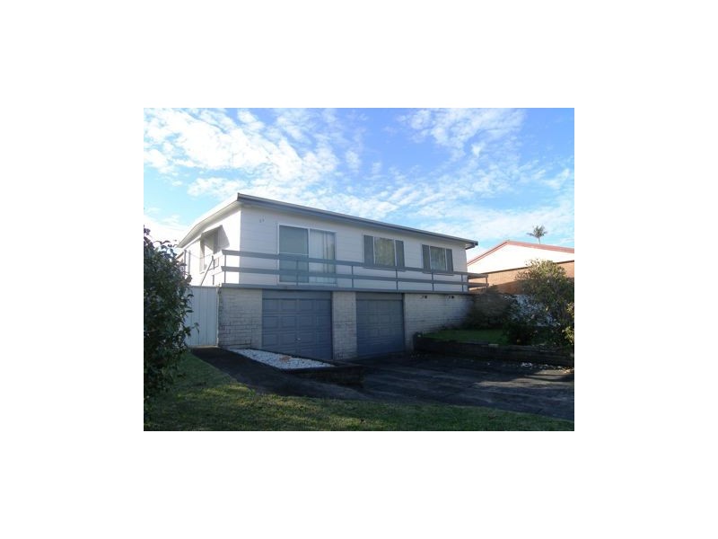 23 Crookhaven Drive, Greenwell Point NSW 2540