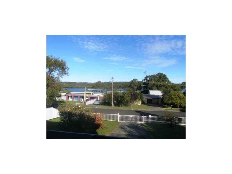 23 Crookhaven Drive, Greenwell Point NSW 2540