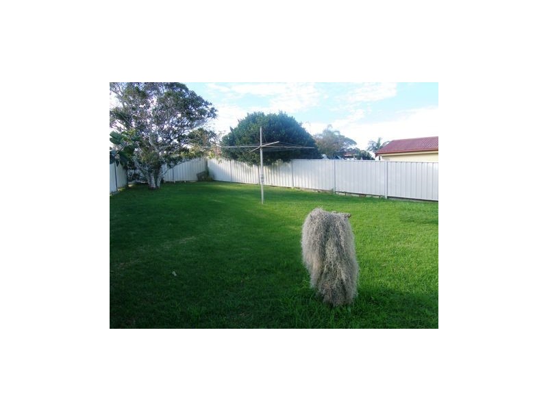 23 Crookhaven Drive, Greenwell Point NSW 2540